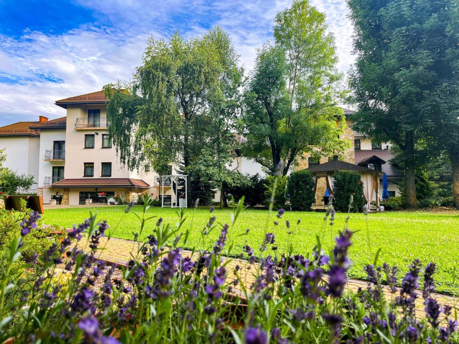 Hotel Victoria Olkusz Exterior photo